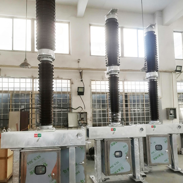 Interruttore automatico monofase SF6 ad alta tensione da esterno 126KV HV